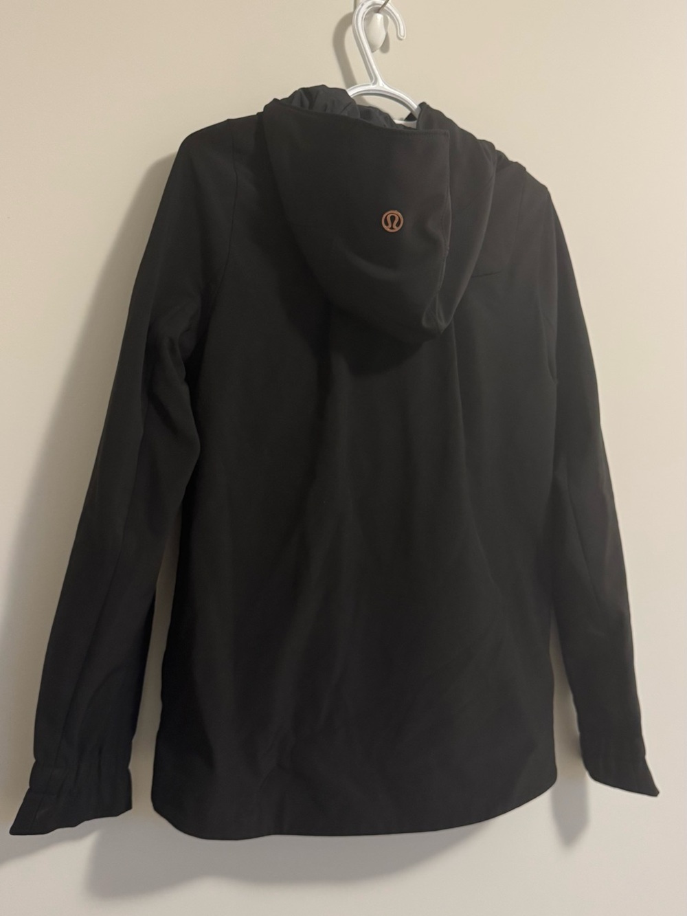 Lululemon Studio Softshell
Black - Picture 6 of 8